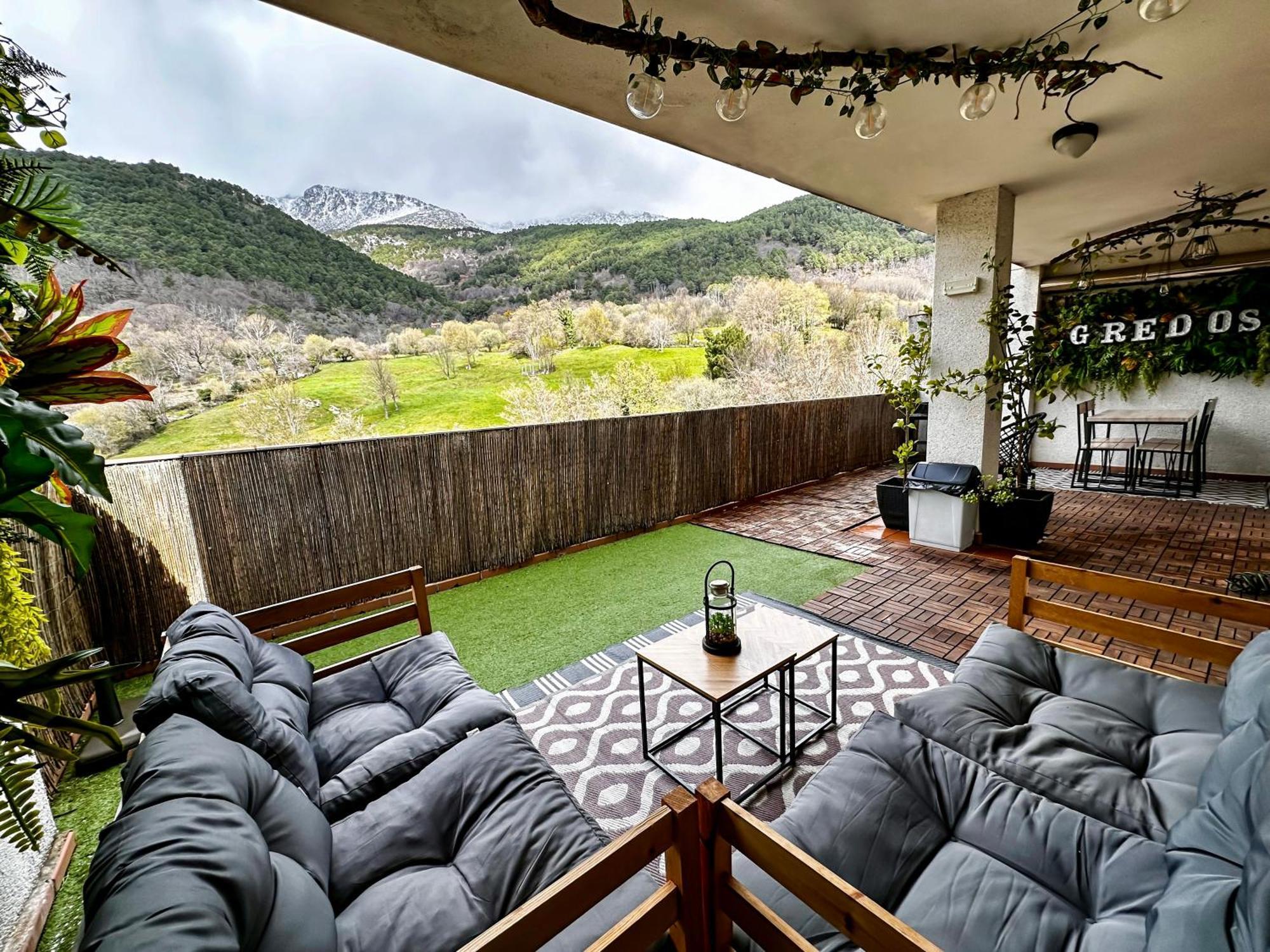 Апартаменты Gredos Starlight House Михарес Экстерьер фото